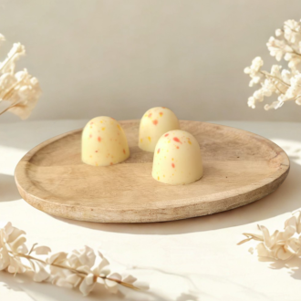 Zomer/cocktail bonbon Pinacolada. Visser chocolade