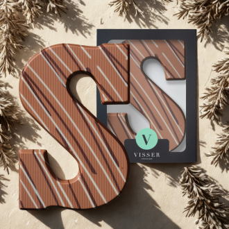 Chocoladeletter S. Praliné, Visser chocolade